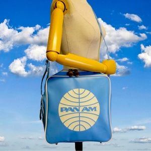 New PAN AM Originals Innovator Certified Vintage Style PVC Flight Blue Bag